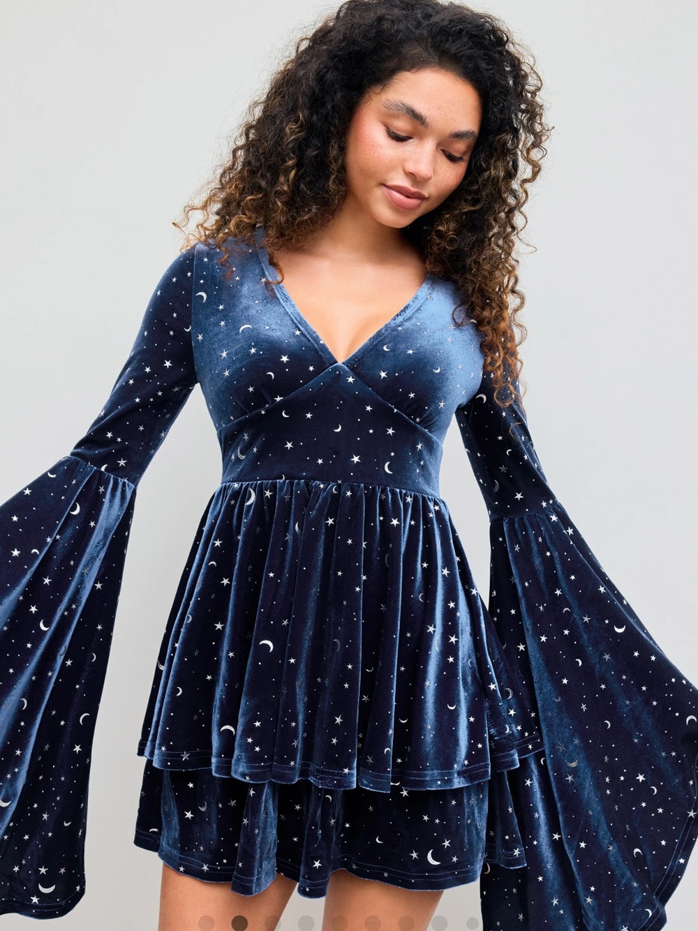 NWT CIDER VELVET V-NECK STAR & MOON PATTERN BELL SLEEVE ROMPER